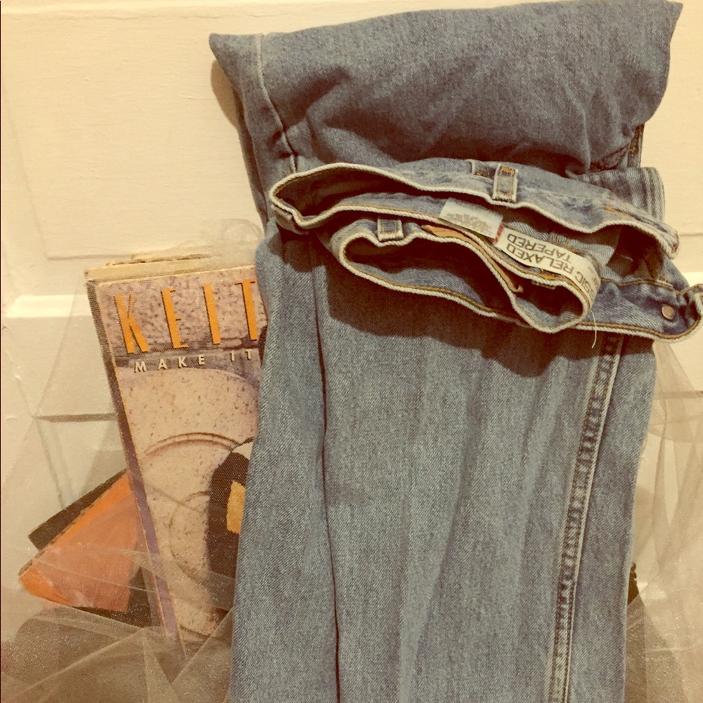 TRUE VINTAGE LEVI'S